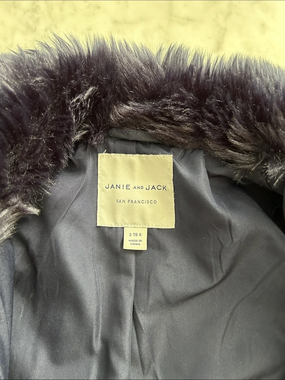 Janie & Jack Faux Fur Jacket in Deep Navy size 3-4 T